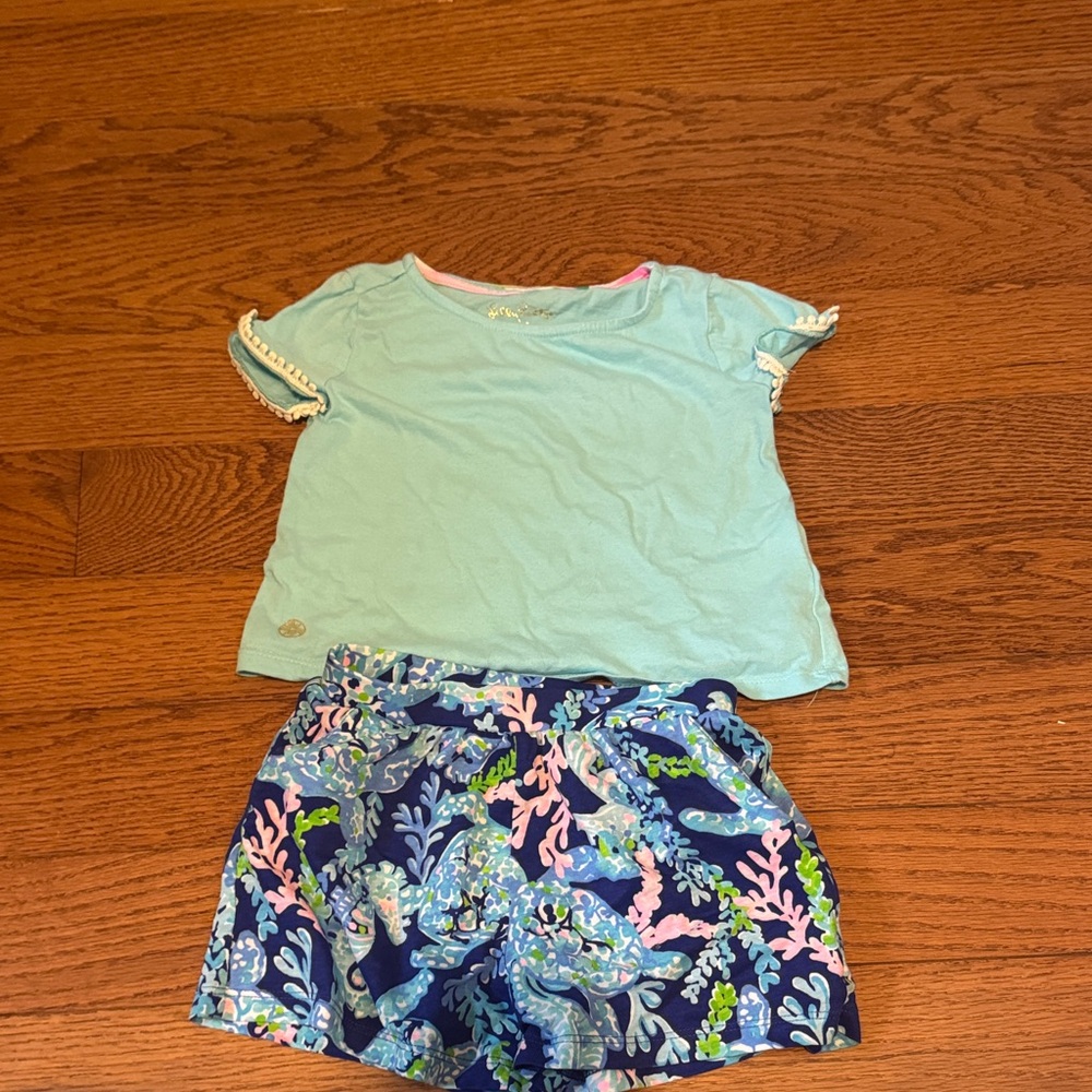 Lilly Pulitzer toddler girls Aqua Top and Navy Floral Shorts Set, size XS 2-3
